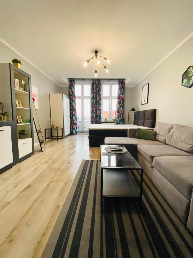 Apartament Flaming Z Balkonem - Scisle Centrum Naprzeciwko Pkp I Pks - Self Check In - Darmowy Parking - Pozne Wymeldowanie - Wystawiamy Fv Opole Eksteriør bilde