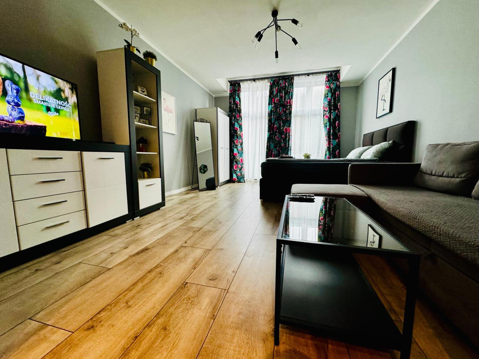 Apartament Flaming Z Balkonem - Scisle Centrum Naprzeciwko Pkp I Pks - Self Check In - Darmowy Parking - Pozne Wymeldowanie - Wystawiamy Fv Opole Eksteriør bilde