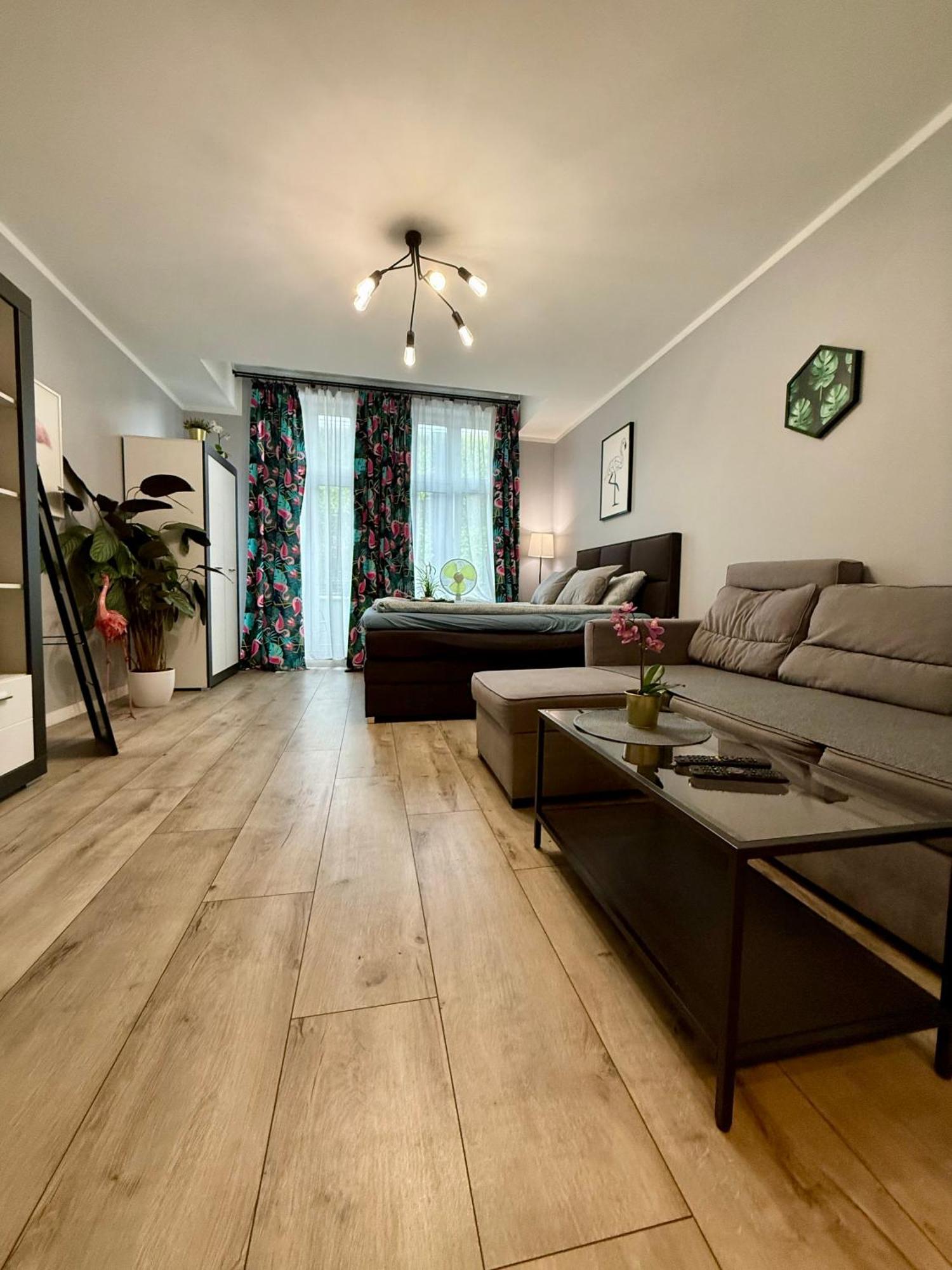 Apartament Flaming Z Balkonem - Scisle Centrum Naprzeciwko Pkp I Pks - Self Check In - Darmowy Parking - Pozne Wymeldowanie - Wystawiamy Fv Opole Eksteriør bilde