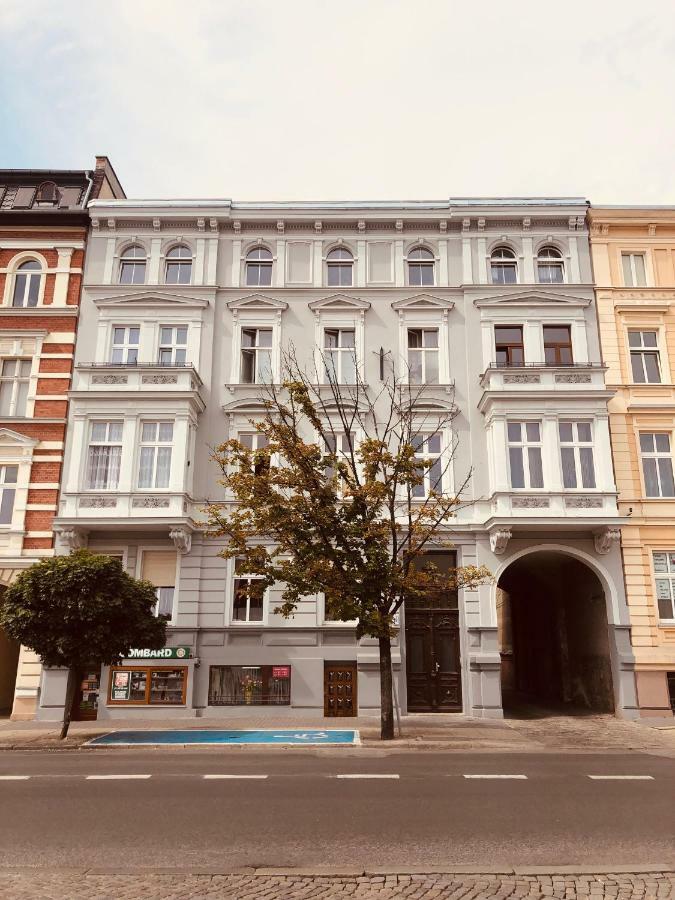 Apartament Flaming Z Balkonem - Scisle Centrum Naprzeciwko Pkp I Pks - Self Check In - Darmowy Parking - Pozne Wymeldowanie - Wystawiamy Fv Opole Eksteriør bilde